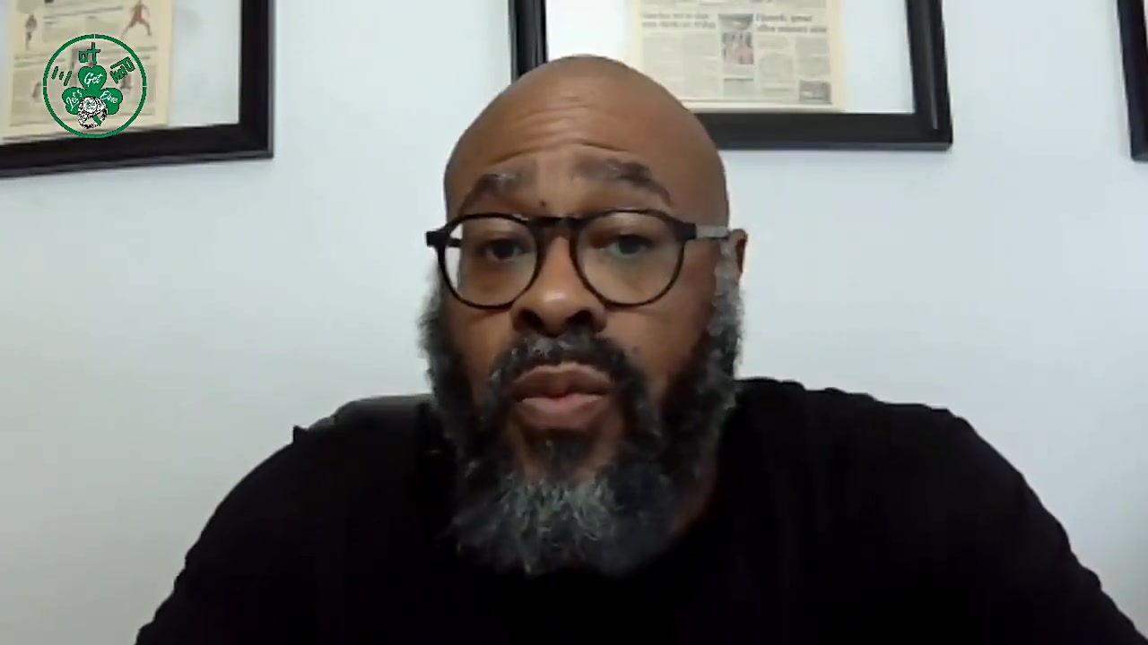 后悔了不名記曾曝光哈登原本要回火箭拿大合同但烏度卡更喜歡范喬丹